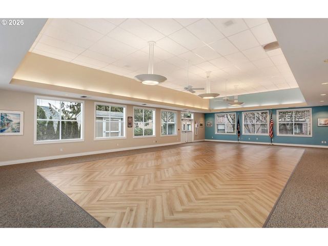 16044 Sw 129TH Ter, Portland, OR 97224