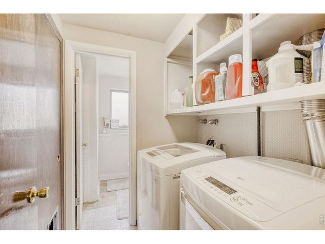 1620 Lakeridge Ct, Fort Collins, CO 80521