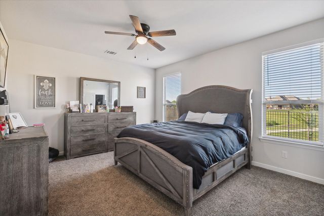 9609 Alderleaf Trail, Fort Worth, TX 76036