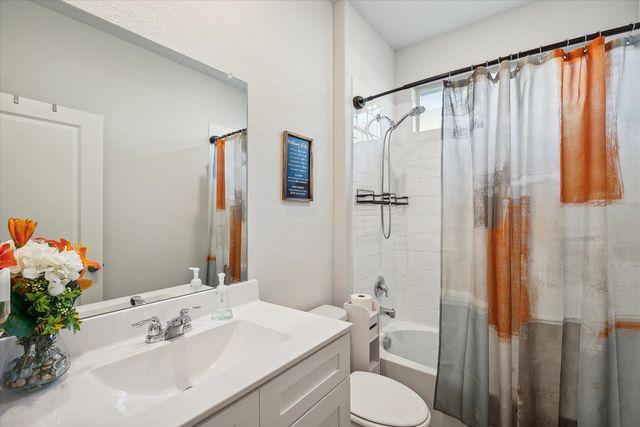 9609 Alderleaf Trail, Fort Worth, TX 76036