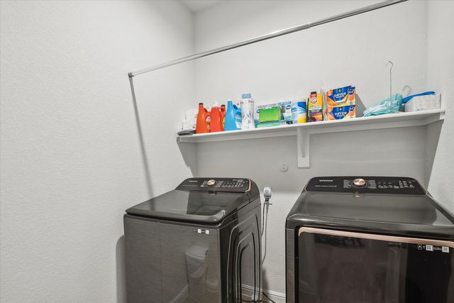 9609 Alderleaf Trail, Fort Worth, TX 76036