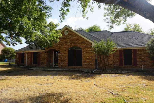 1408 Overlook Drive, Kaufman, TX 75142