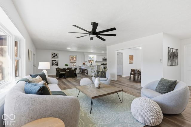 730 Colonial Way, Greenwood, IN 46142