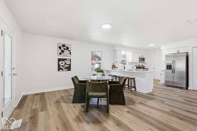 730 Colonial Way, Greenwood, IN 46142