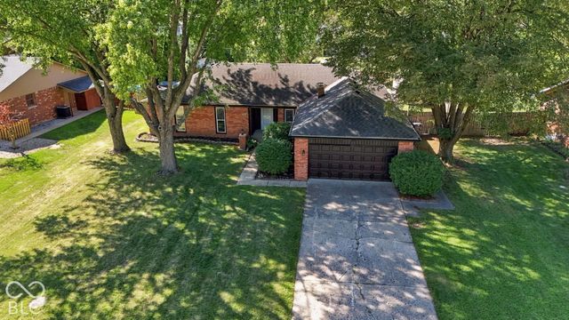730 Colonial Way, Greenwood, IN 46142