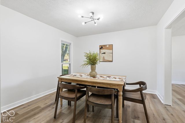 730 Colonial Way, Greenwood, IN 46142