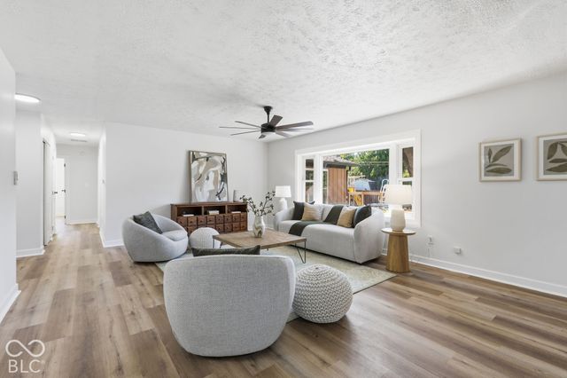 730 Colonial Way, Greenwood, IN 46142