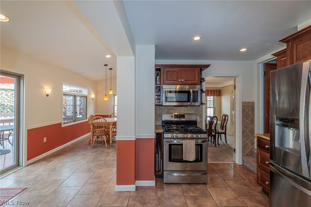 3166 W 162nd Street, Cleveland, OH 44111