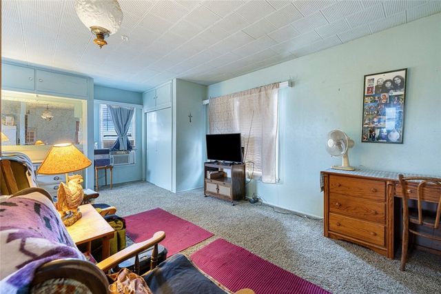748 N East, Reedley, CA 93654