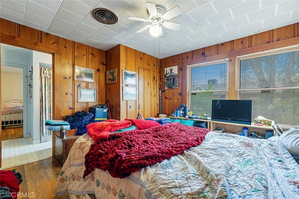 Image 21 of property listing at 748 N East, Reedley, CA 93654