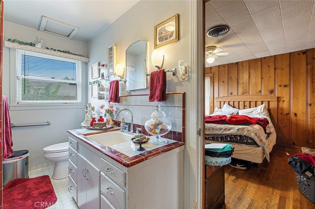 Image 23 of property listing at 748 N East, Reedley, CA 93654