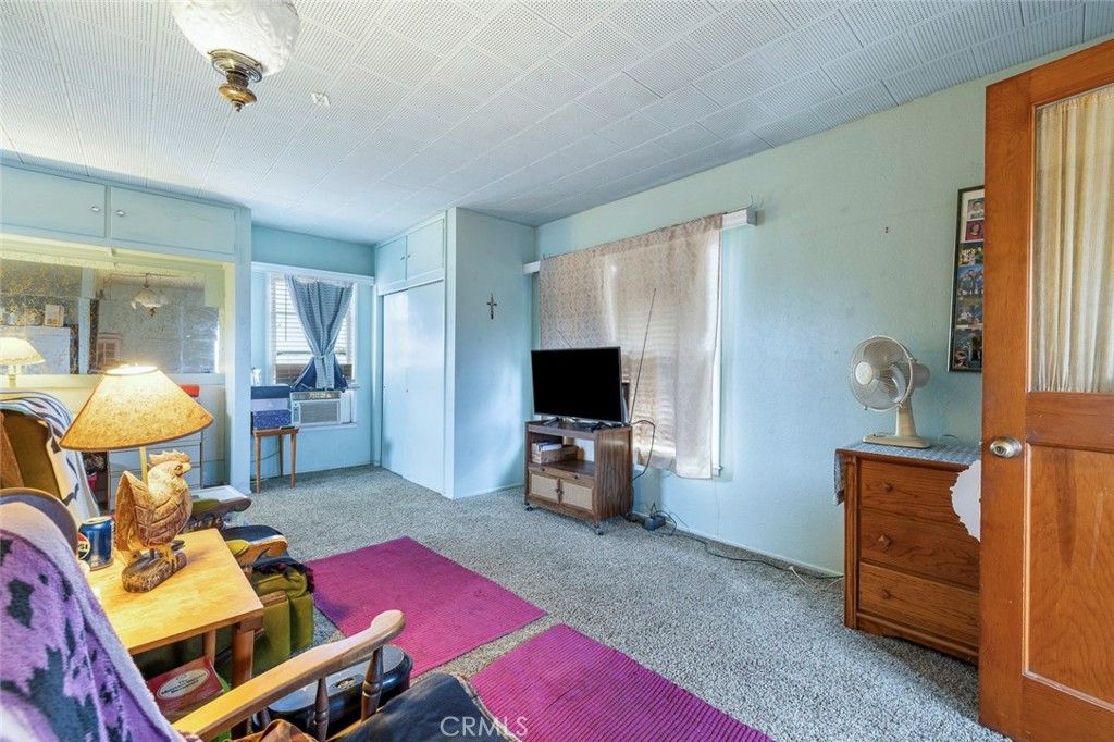 Image 30 of property listing at 748 N East, Reedley, CA 93654