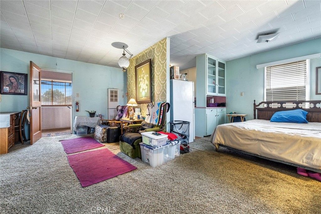 Image 32 of property listing at 748 N East, Reedley, CA 93654