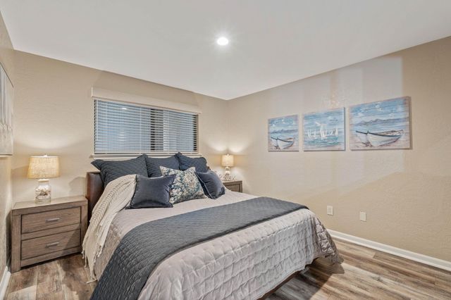 15575 Marina Drive 233B, Conroe, TX 77356