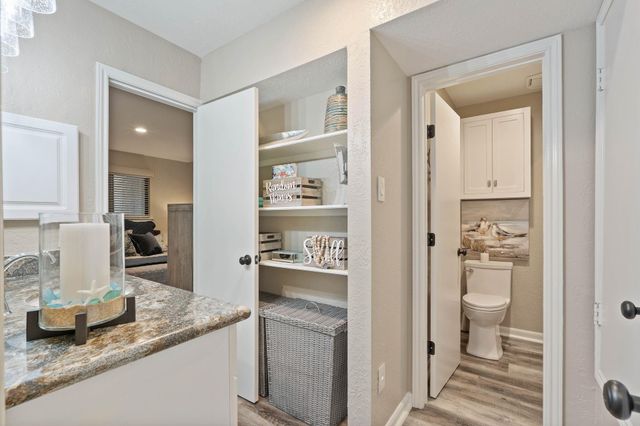 15575 Marina Drive 233B, Conroe, TX 77356