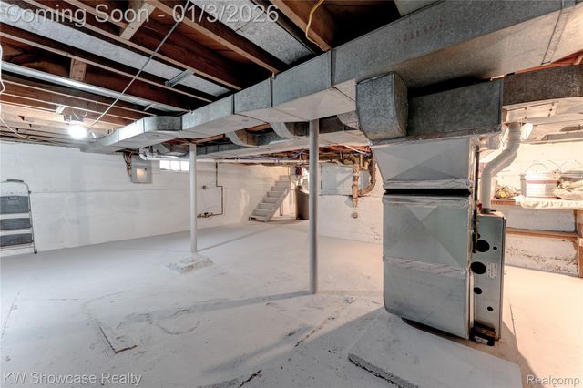 1512 Eason, Waterford Charter Township, MI 48328