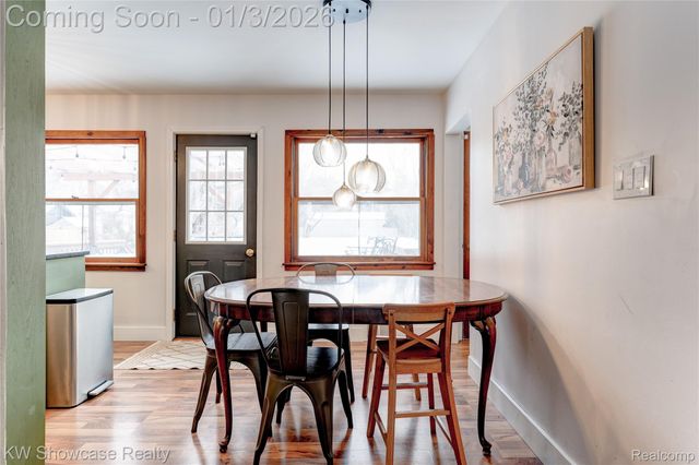 1512 Eason, Waterford Charter Township, MI 48328