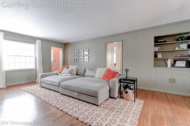 1512 Eason, Waterford Charter Township, MI 48328