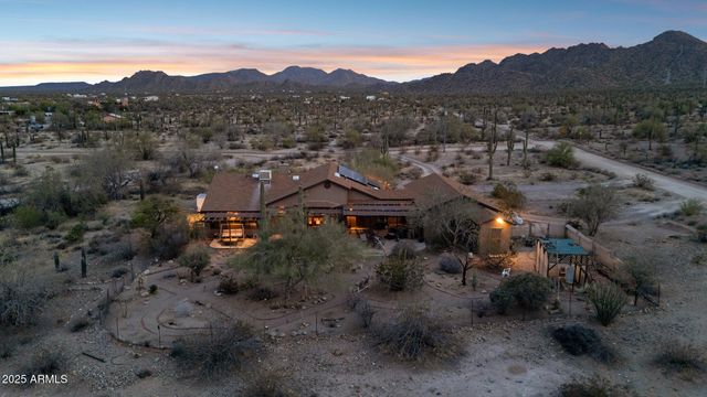 54322 W DUNE SHADOW Road, Maricopa, AZ 85139