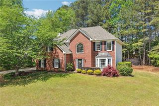 605 Silverberry Lane, Sugar Hill, GA 30518