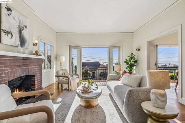 249 Yale Ave, Kensington, CA 94708