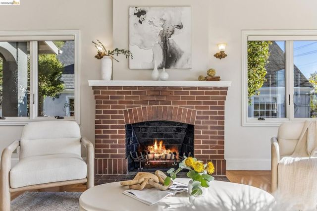249 Yale Ave, Kensington, CA 94708