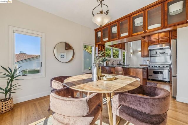 249 Yale Ave, Kensington, CA 94708