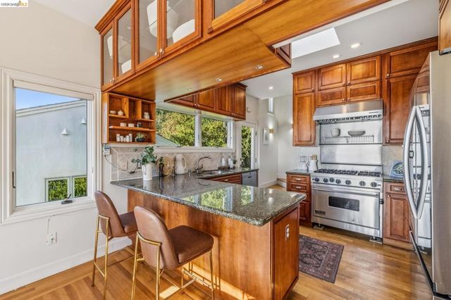 249 Yale Ave, Kensington, CA 94708