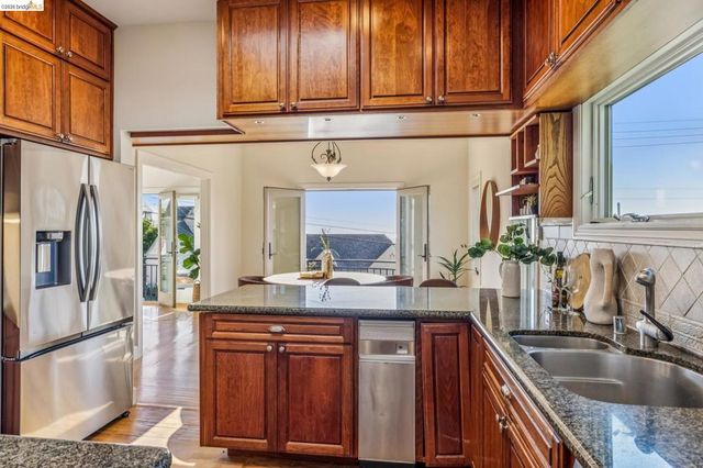 249 Yale Ave, Kensington, CA 94708