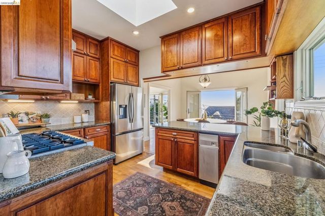 249 Yale Ave, Kensington, CA 94708