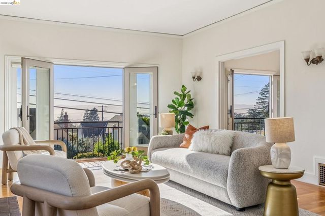 249 Yale Ave, Kensington, CA 94708