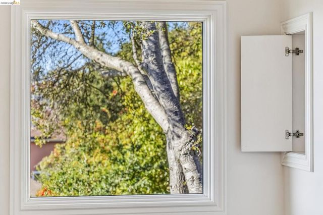 249 Yale Ave, Kensington, CA 94708