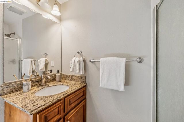 249 Yale Ave, Kensington, CA 94708
