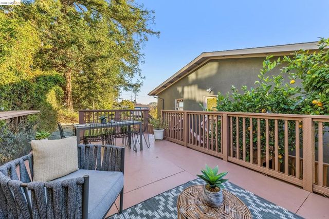 249 Yale Ave, Kensington, CA 94708