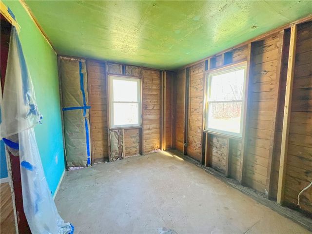 6382 County Line Rd Road, Ontario, NY 14519