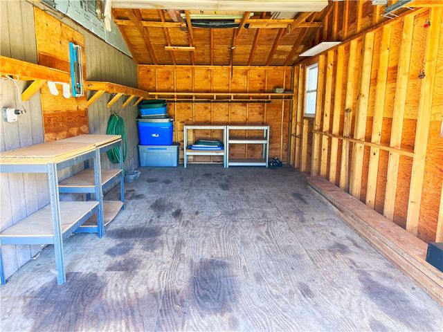 6382 County Line Rd Road, Ontario, NY 14519