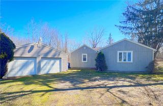 6382 County Line Rd Road, Ontario, NY 14519