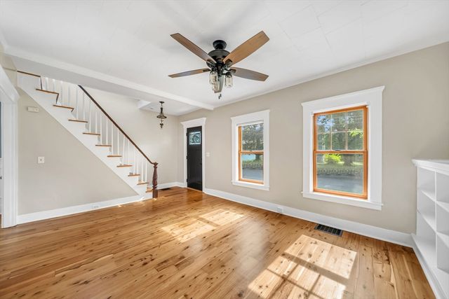 4 Shaw St, Medway, MA 02053