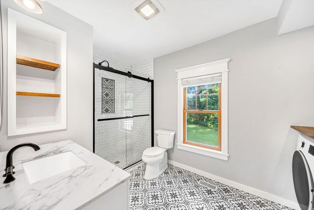4 Shaw St, Medway, MA 02053