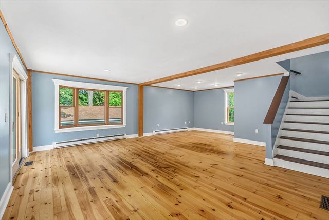 4 Shaw St, Medway, MA 02053