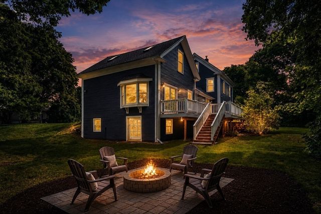 4 Shaw St, Medway, MA 02053