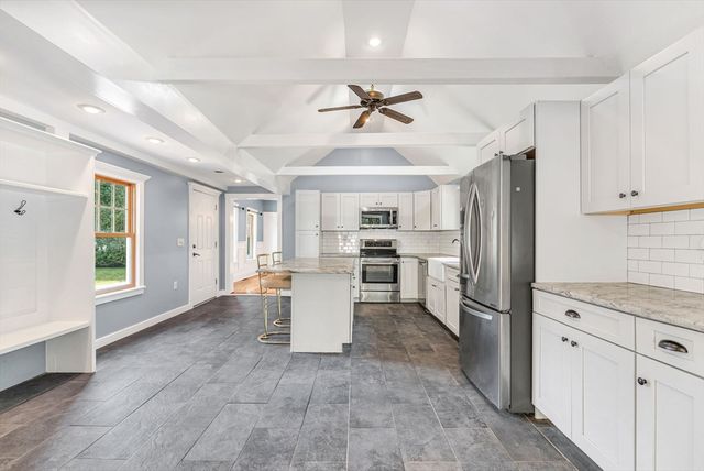 4 Shaw St, Medway, MA 02053