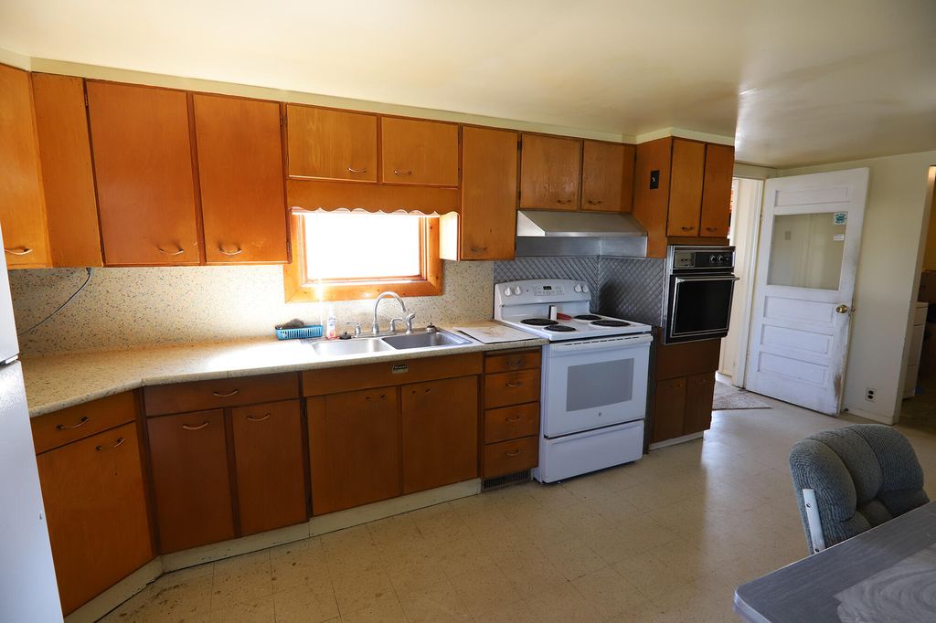 1866 Skyline Drive, Sheridan, WY 82801 photo 17