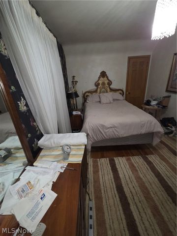 16305 Eldamere Avenue, Cleveland, OH 44128