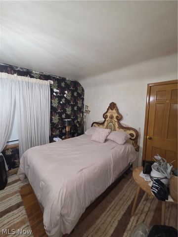 16305 Eldamere Avenue, Cleveland, OH 44128