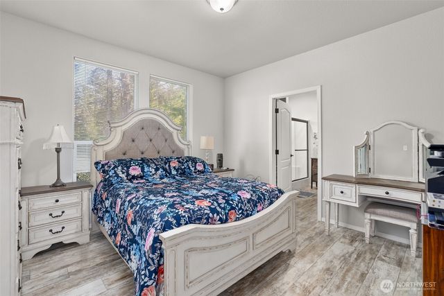 4 Lakeview Lane, South Bend, WA 98586