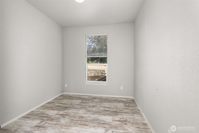 4 Lakeview Lane, South Bend, WA 98586