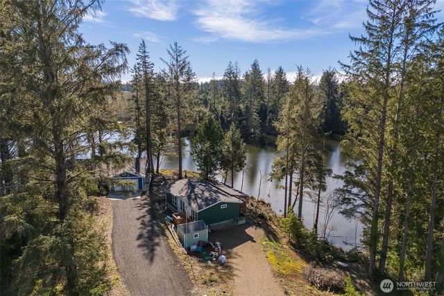 4 Lakeview Lane, South Bend, WA 98586