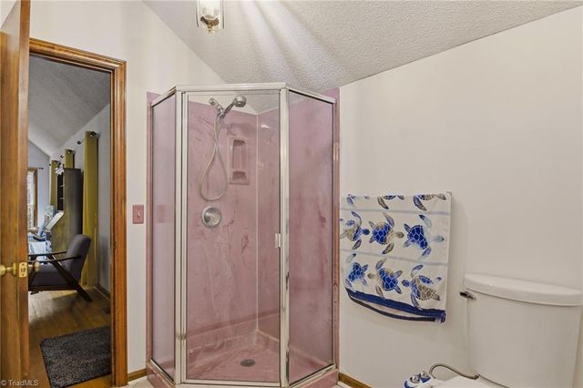 407 Grenham Road, Greensboro, NC 27455