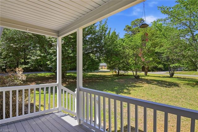 407 Grenham Road, Greensboro, NC 27455